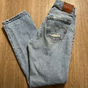 Levi’s Premium 501 Original Fit Distressed Denim Jeans W27 L32 Big E light wash